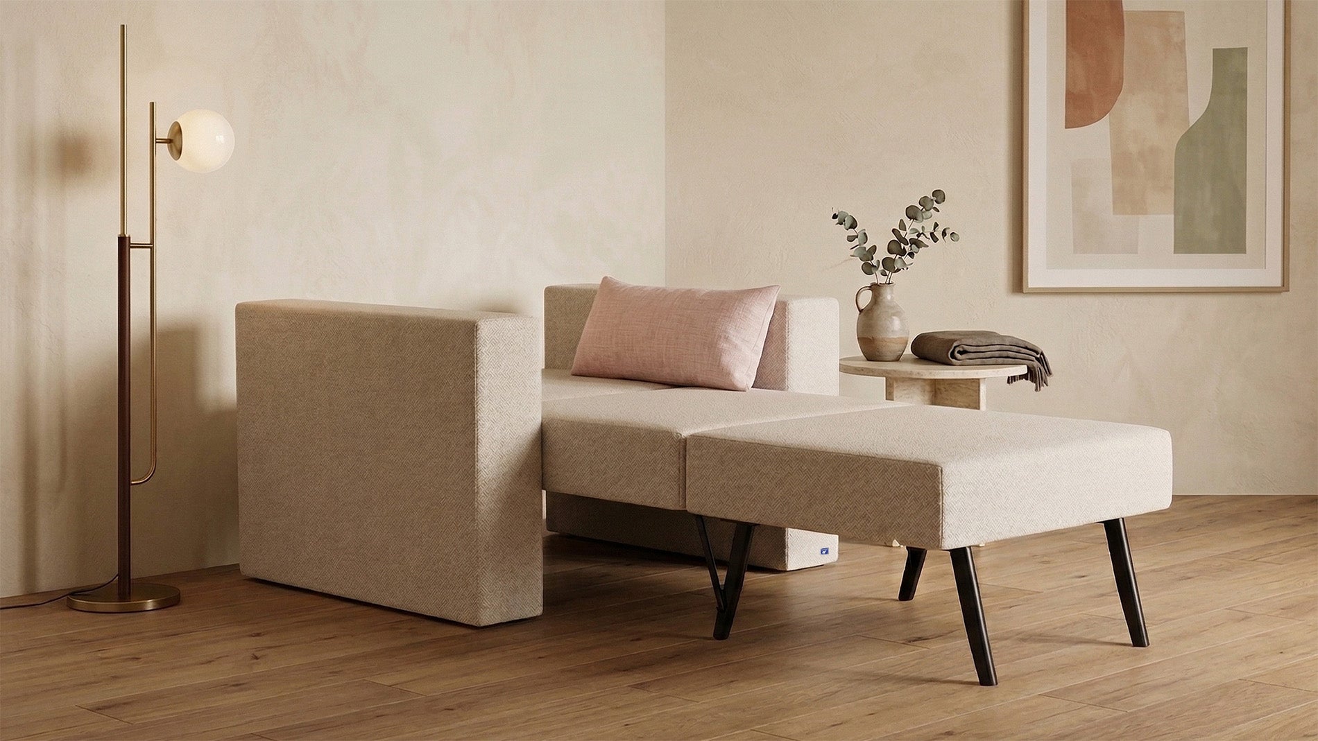 Ausgeklappter Schlafsessel in Glory Soft Beige