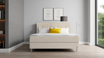 Boxspringbett Premium von Bruno – in Beige, Opus-Kopfteil, Klassik-Armlehnen