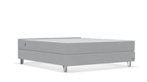 Boxspringbett Premium von Bruno – in Hellgrau, Compact-Kopfteil, Klassik-Armlehnen