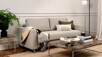 Schlafsofa von Bruno – 140 cm, in Hellgrau, Klassik-Armlehnen, Metallfüße