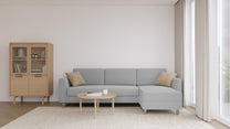 Schlafsofa von Bruno – 140 cm, in Hellgrau, Klassik-Armlehnen, Metallfüße
