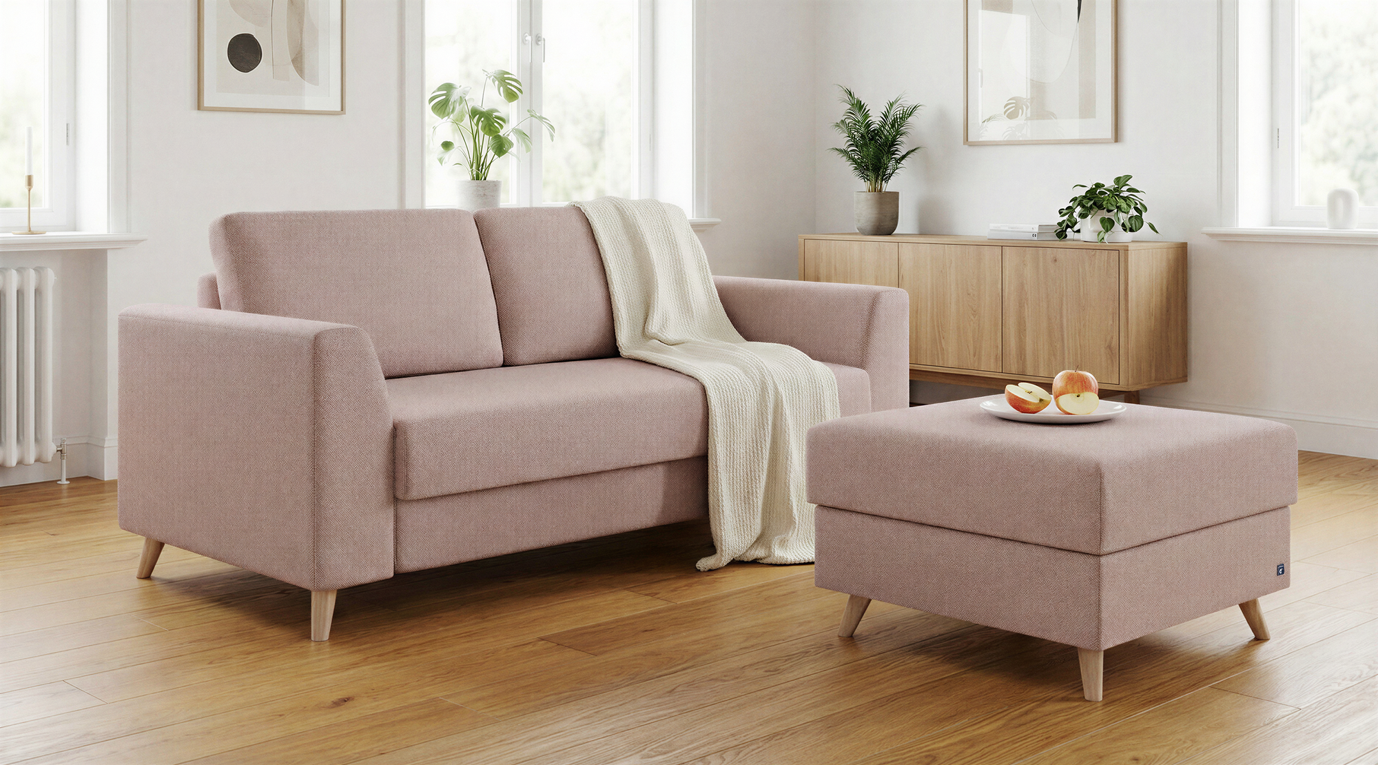 Schlafsofa von Bruno – in Glory Blush, Klassik-Armlehnen, Holzfüße